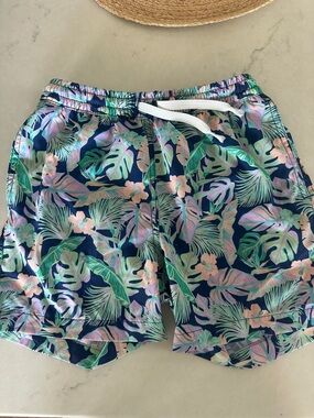 Chubbies-Boys size S Tropical Print Swim Shorts - Navy with Pastel Floral